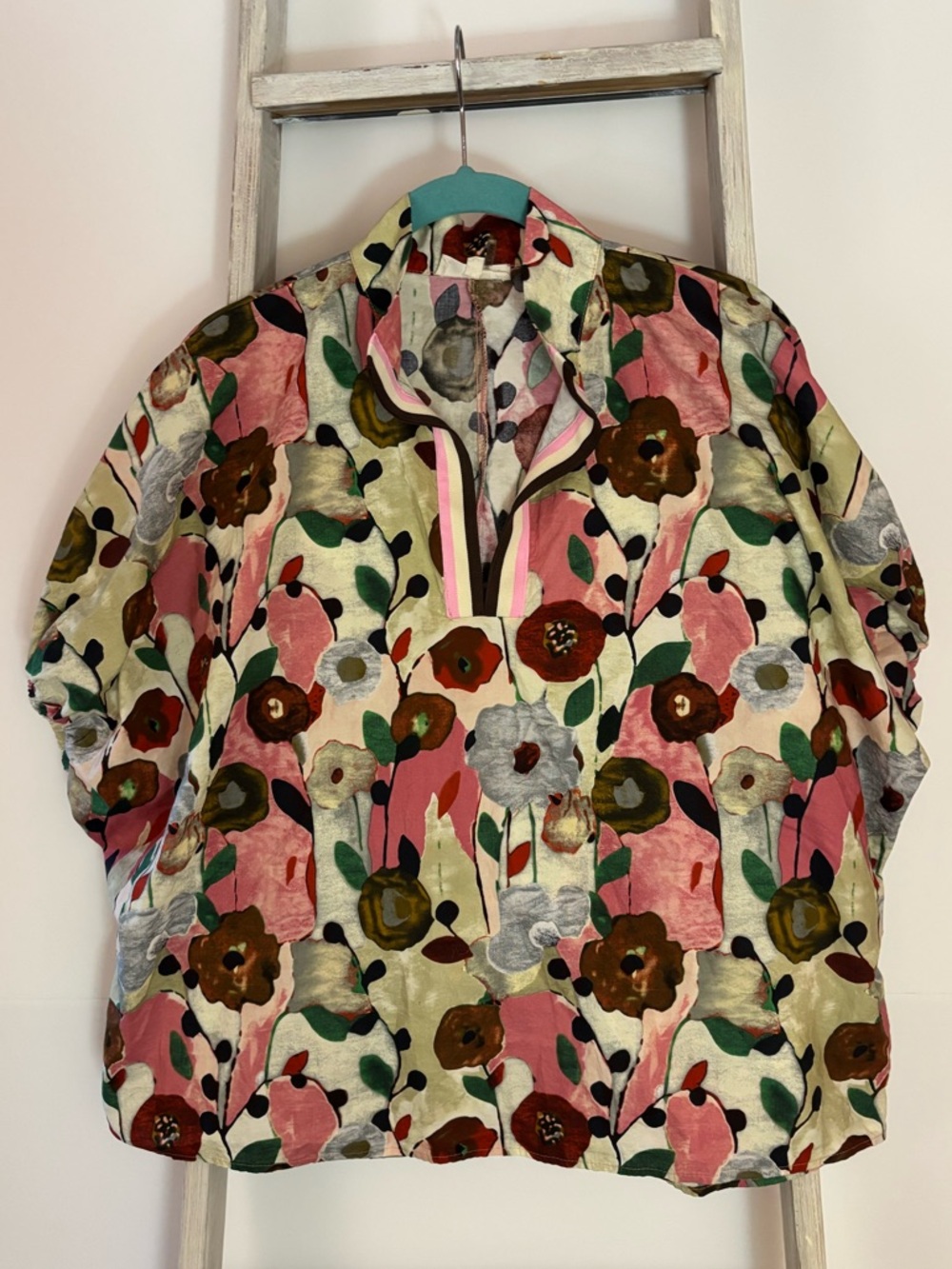 Entro womens medium Pullover, boutique, avant-garde, oversized, bohemian, floral